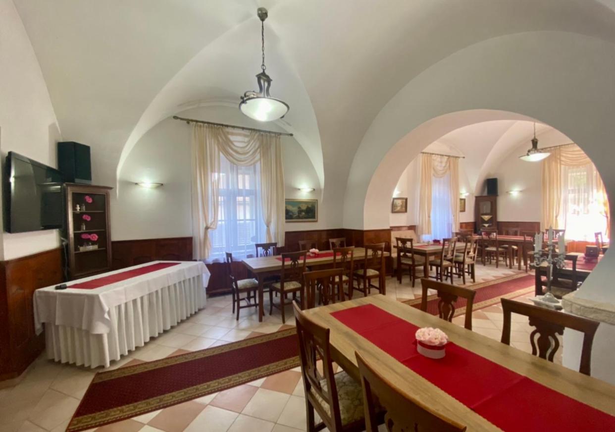 Kastiel Benice Pribovce Zewnętrze zdjęcie